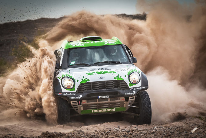 Erik van Loon met dichtgeknepen billen naar topprestatie in Dakar Rally